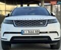 Білий Ленд Ровер Рендж Ровер Велар, об'ємом двигуна 2 л та пробігом 108 тис. км за 43999 $, фото 2 на Automoto.ua