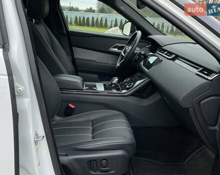 Білий Ленд Ровер Рендж Ровер Велар, об'ємом двигуна 2 л та пробігом 25 тис. км за 45000 $, фото 30 на Automoto.ua