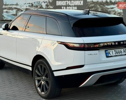 Белый Ленд Ровер Рендж Ровер Велар, объемом двигателя 2 л и пробегом 113 тыс. км за 41999 $, фото 7 на Automoto.ua