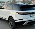 Белый Ленд Ровер Рендж Ровер Велар, объемом двигателя 2 л и пробегом 113 тыс. км за 41999 $, фото 7 на Automoto.ua