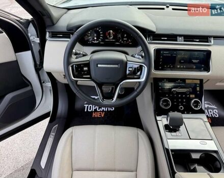 Белый Ленд Ровер Рендж Ровер Велар, объемом двигателя 2 л и пробегом 68 тыс. км за 57500 $, фото 64 на Automoto.ua