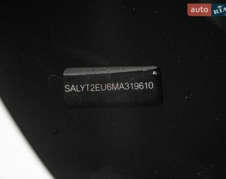 Білий Ленд Ровер Рендж Ровер Велар, об'ємом двигуна 3 л та пробігом 102 тис. км за 48900 $, фото 89 на Automoto.ua