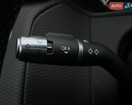 Білий Ленд Ровер Рендж Ровер Велар, об'ємом двигуна 2 л та пробігом 24 тис. км за 42500 $, фото 52 на Automoto.ua