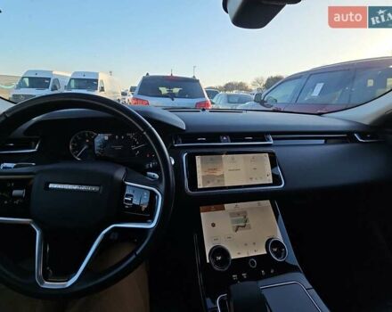 Белый Ленд Ровер Рендж Ровер Велар, объемом двигателя 2 л и пробегом 55 тыс. км за 28000 $, фото 6 на Automoto.ua