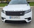Білий Ленд Ровер Рендж Ровер Велар, об'ємом двигуна 2 л та пробігом 49 тис. км за 53999 $, фото 2 на Automoto.ua