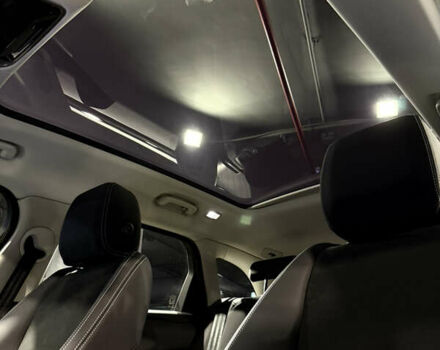 Білий Ленд Ровер Рендж Ровер Велар, об'ємом двигуна 2 л та пробігом 44 тис. км за 60000 $, фото 10 на Automoto.ua