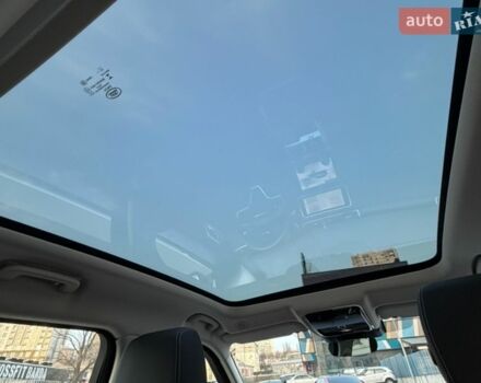 Білий Ленд Ровер Рендж Ровер Велар, об'ємом двигуна 2 л та пробігом 52 тис. км за 55000 $, фото 11 на Automoto.ua