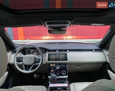 Белый Ленд Ровер Рендж Ровер Велар, объемом двигателя 2 л и пробегом 45 тыс. км за 64999 $, фото 20 на Automoto.ua