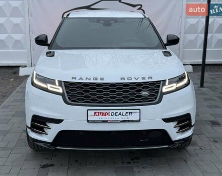 Белый Ленд Ровер Рендж Ровер Велар, объемом двигателя 2 л и пробегом 65 тыс. км за 54900 $, фото 2 на Automoto.ua