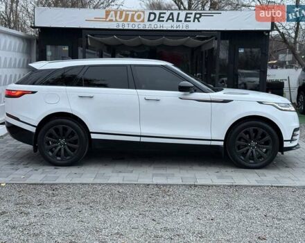 Белый Ленд Ровер Рендж Ровер Велар, объемом двигателя 2 л и пробегом 65 тыс. км за 54900 $, фото 12 на Automoto.ua