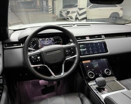 Белый Ленд Ровер Рендж Ровер Велар, объемом двигателя 2 л и пробегом 20 тыс. км за 45999 $, фото 19 на Automoto.ua