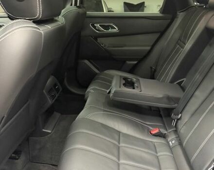 Белый Ленд Ровер Рендж Ровер Велар, объемом двигателя 2 л и пробегом 20 тыс. км за 45999 $, фото 20 на Automoto.ua