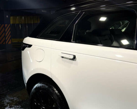 Білий Ленд Ровер Рендж Ровер Велар, об'ємом двигуна 2 л та пробігом 44 тис. км за 60000 $, фото 3 на Automoto.ua