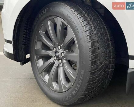 Белый Ленд Ровер Рендж Ровер Велар, объемом двигателя 2 л и пробегом 45 тыс. км за 64999 $, фото 84 на Automoto.ua