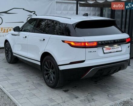 Белый Ленд Ровер Рендж Ровер Велар, объемом двигателя 2 л и пробегом 65 тыс. км за 54900 $, фото 8 на Automoto.ua