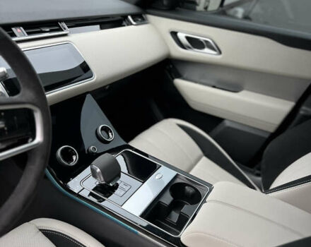 Білий Ленд Ровер Рендж Ровер Велар, об'ємом двигуна 2 л та пробігом 40 тис. км за 67000 $, фото 26 на Automoto.ua