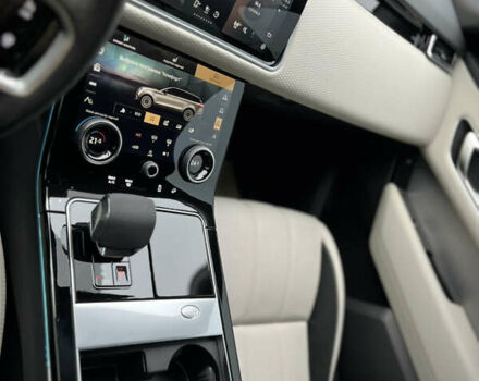 Білий Ленд Ровер Рендж Ровер Велар, об'ємом двигуна 2 л та пробігом 40 тис. км за 67000 $, фото 23 на Automoto.ua