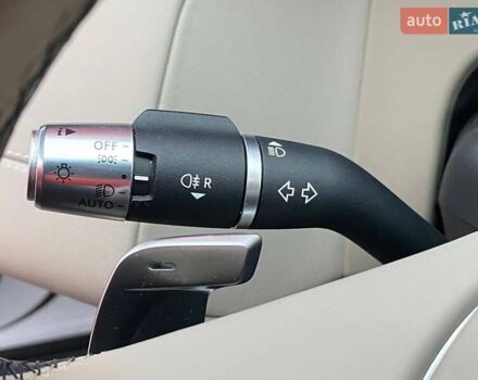 Белый Ленд Ровер Рендж Ровер Велар, объемом двигателя 2 л и пробегом 45 тыс. км за 64999 $, фото 29 на Automoto.ua