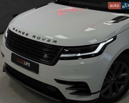 Білий Ленд Ровер Рендж Ровер Велар, об'ємом двигуна 2 л та пробігом 1 тис. км за 94500 $, фото 2 на Automoto.ua