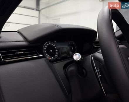 Білий Ленд Ровер Рендж Ровер Велар, об'ємом двигуна 2 л та пробігом 1 тис. км за 94500 $, фото 33 на Automoto.ua