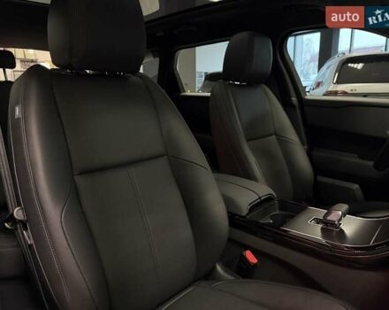 Білий Ленд Ровер Рендж Ровер Велар, об'ємом двигуна 2 л та пробігом 1 тис. км за 94500 $, фото 65 на Automoto.ua