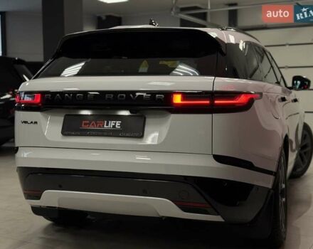Білий Ленд Ровер Рендж Ровер Велар, об'ємом двигуна 2 л та пробігом 1 тис. км за 94500 $, фото 18 на Automoto.ua