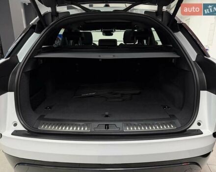 Білий Ленд Ровер Рендж Ровер Велар, об'ємом двигуна 2 л та пробігом 1 тис. км за 94500 $, фото 67 на Automoto.ua