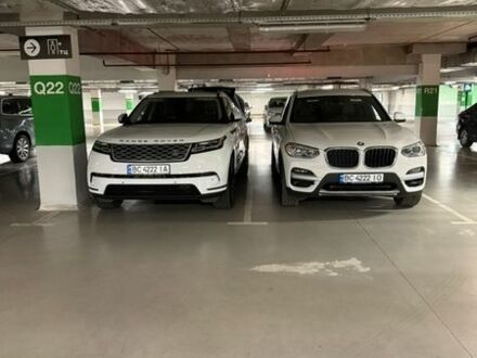 Білий Ленд Ровер Рендж Ровер Велар, об'ємом двигуна 2 л та пробігом 75 тис. км за 34100 $, фото 1 на Automoto.ua