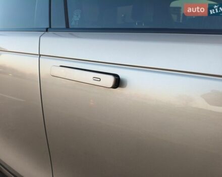 Бежевий Ленд Ровер Рендж Ровер Велар, об'ємом двигуна 2 л та пробігом 15 тис. км за 81139 $, фото 25 на Automoto.ua