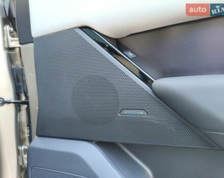 Бежевий Ленд Ровер Рендж Ровер Велар, об'ємом двигуна 2 л та пробігом 15 тис. км за 81139 $, фото 27 на Automoto.ua