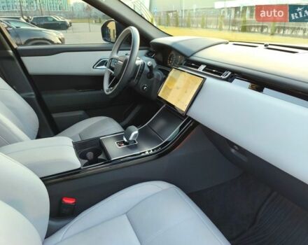 Бежевий Ленд Ровер Рендж Ровер Велар, об'ємом двигуна 2 л та пробігом 15 тис. км за 81139 $, фото 28 на Automoto.ua