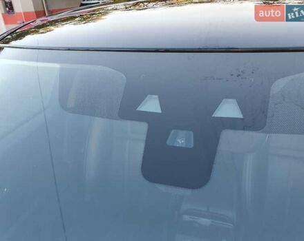 Ленд Ровер Рендж Ровер Велар 2017 у Києві на Automoto.ua Чорний Ленд Ровер Рендж Ровер Велар, об'ємом двигуна 2 л та пробігом 90 тис. км за 35999 $, фото 32 на Automoto.ua