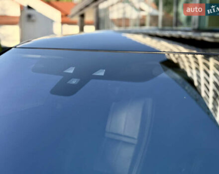 Чорний Ленд Ровер Рендж Ровер Велар, об'ємом двигуна 2 л та пробігом 105 тис. км за 32000 $, фото 13 на Automoto.ua