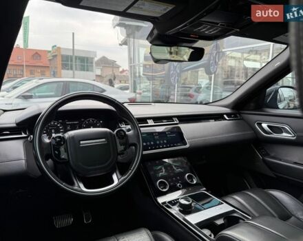 Чорний Ленд Ровер Рендж Ровер Велар, об'ємом двигуна 2 л та пробігом 107 тис. км за 35500 $, фото 21 на Automoto.ua