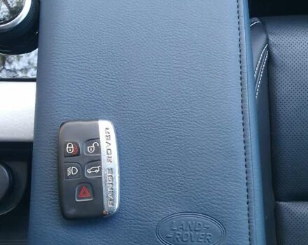 Ленд Ровер Рендж Ровер Велар 2017 у Києві на Automoto.ua Чорний Ленд Ровер Рендж Ровер Велар, об'ємом двигуна 2 л та пробігом 90 тис. км за 35999 $, фото 38 на Automoto.ua