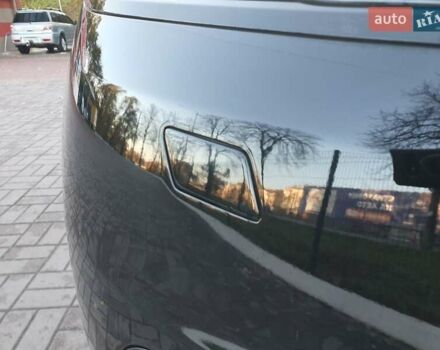 Ленд Ровер Рендж Ровер Велар 2017 у Києві на Automoto.ua Чорний Ленд Ровер Рендж Ровер Велар, об'ємом двигуна 2 л та пробігом 90 тис. км за 35999 $, фото 30 на Automoto.ua