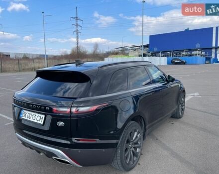 Чорний Ленд Ровер Рендж Ровер Велар, об'ємом двигуна 2.99 л та пробігом 100 тис. км за 39999 $, фото 8 на Automoto.ua