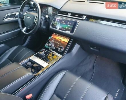 Ленд Ровер Рендж Ровер Велар 2017 у Києві на Automoto.ua Чорний Ленд Ровер Рендж Ровер Велар, об'ємом двигуна 2 л та пробігом 90 тис. км за 35999 $, фото 42 на Automoto.ua