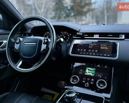 Черный Ленд Ровер Рендж Ровер Велар, объемом двигателя 3 л и пробегом 102 тыс. км за 39990 $, фото 20 на Automoto.ua