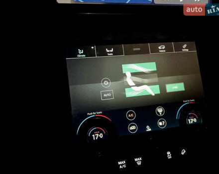 Чорний Ленд Ровер Рендж Ровер Велар, об'ємом двигуна 2 л та пробігом 58 тис. км за 35800 $, фото 21 на Automoto.ua