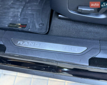 Чорний Ленд Ровер Рендж Ровер Велар, об'ємом двигуна 2 л та пробігом 105 тис. км за 32000 $, фото 30 на Automoto.ua