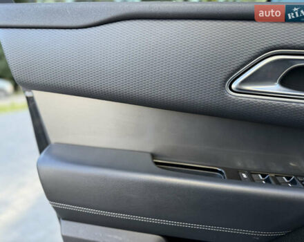 Чорний Ленд Ровер Рендж Ровер Велар, об'ємом двигуна 2 л та пробігом 105 тис. км за 32000 $, фото 28 на Automoto.ua