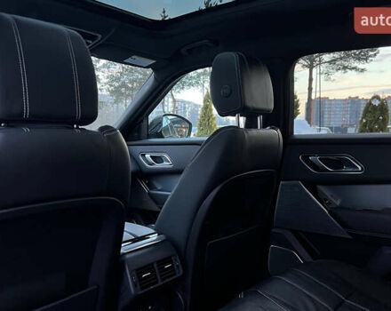 Черный Ленд Ровер Рендж Ровер Велар, объемом двигателя 3 л и пробегом 102 тыс. км за 39990 $, фото 22 на Automoto.ua