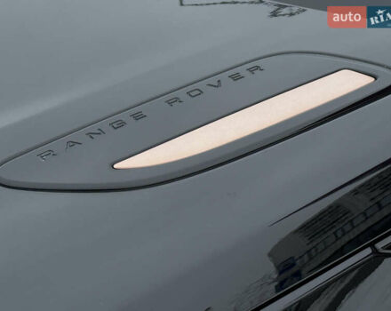 Черный Ленд Ровер Рендж Ровер Велар, объемом двигателя 2 л и пробегом 56 тыс. км за 37900 $, фото 4 на Automoto.ua