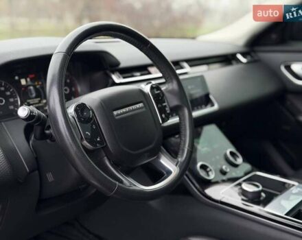 Чорний Ленд Ровер Рендж Ровер Велар, об'ємом двигуна 2 л та пробігом 95 тис. км за 40000 $, фото 49 на Automoto.ua