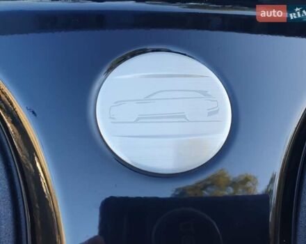 Ленд Ровер Рендж Ровер Велар 2017 у Києві на Automoto.ua Чорний Ленд Ровер Рендж Ровер Велар, об'ємом двигуна 2 л та пробігом 90 тис. км за 35999 $, фото 75 на Automoto.ua