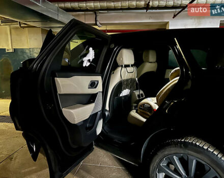 Чорний Ленд Ровер Рендж Ровер Велар, об'ємом двигуна 2 л та пробігом 58 тис. км за 35800 $, фото 37 на Automoto.ua