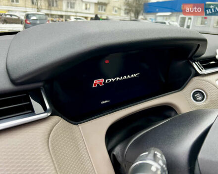 Чорний Ленд Ровер Рендж Ровер Велар, об'ємом двигуна 2 л та пробігом 58 тис. км за 35800 $, фото 32 на Automoto.ua