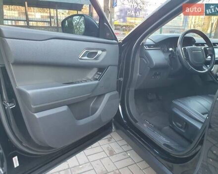 Ленд Ровер Рендж Ровер Велар 2017 у Києві на Automoto.ua Чорний Ленд Ровер Рендж Ровер Велар, об'ємом двигуна 2 л та пробігом 90 тис. км за 35999 $, фото 43 на Automoto.ua