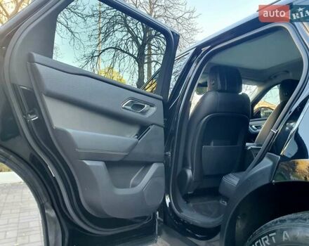 Ленд Ровер Рендж Ровер Велар 2017 у Києві на Automoto.ua Чорний Ленд Ровер Рендж Ровер Велар, об'ємом двигуна 2 л та пробігом 90 тис. км за 35999 $, фото 46 на Automoto.ua